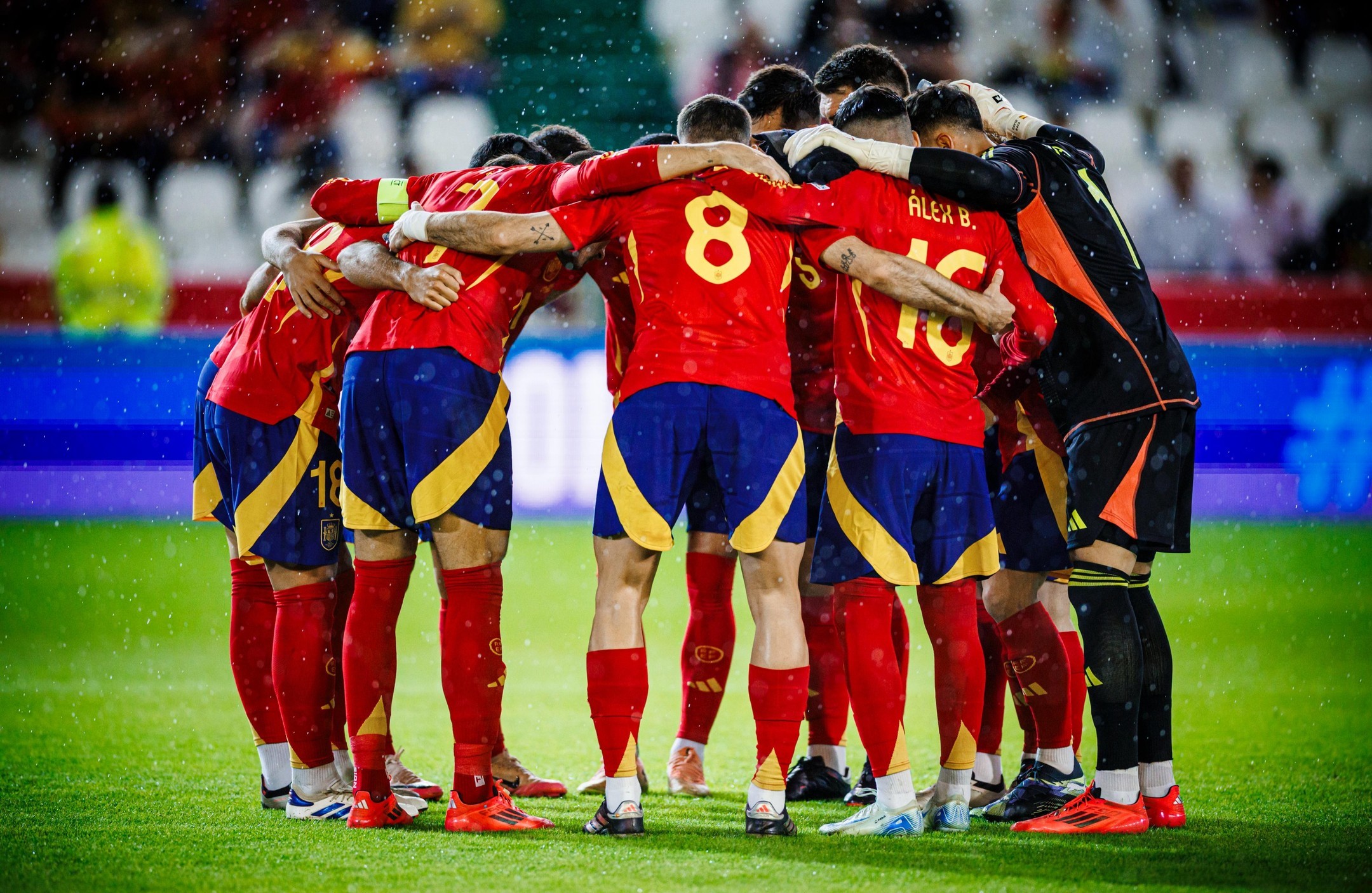 爱游戏网页版-荷兰队在欧国联比赛中取得胜利