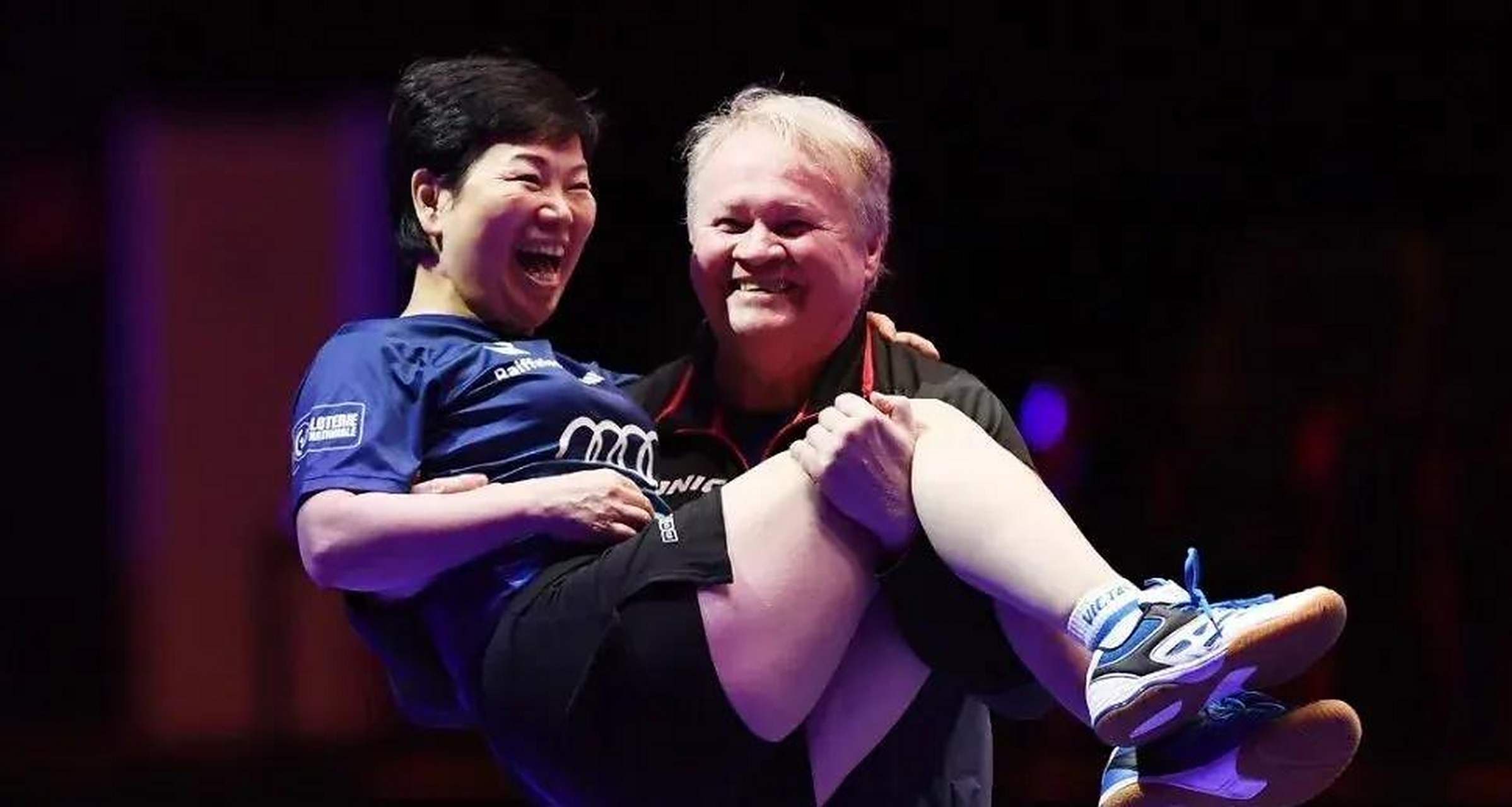 爱游戏vip注册-卢森堡代表队女球员助队获胜