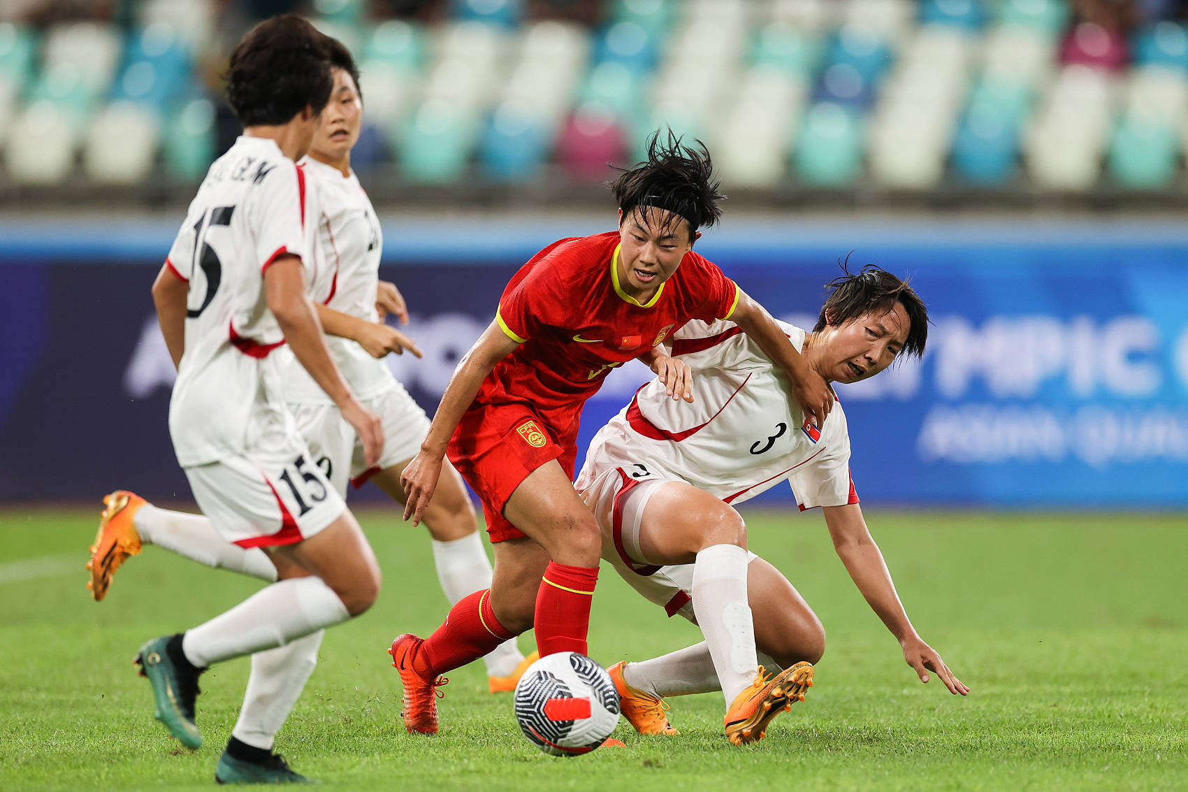爱游戏登录入口-冲击者之战：中国女足再次展现实力，吸引全球目光的简单介绍
