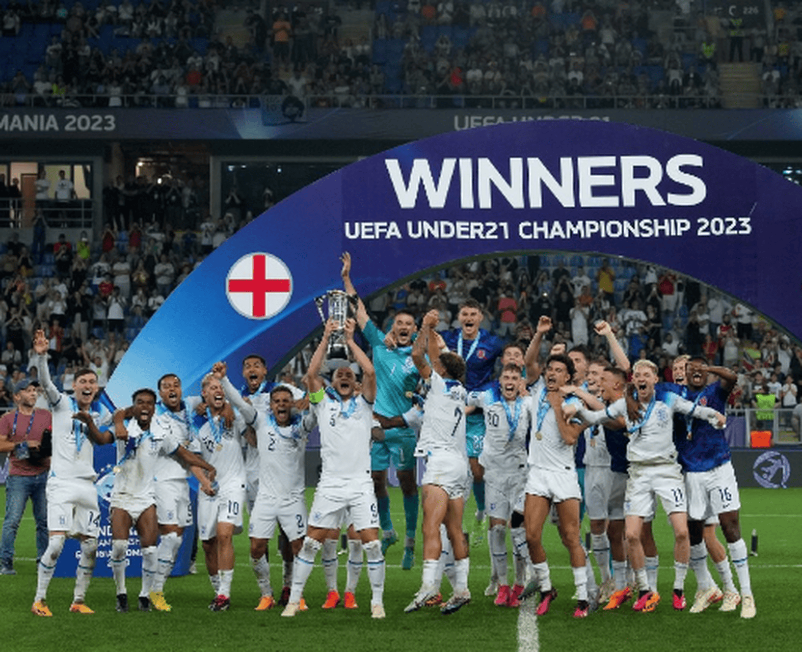 爱游戏网页版入口-欧洲联赛比赛激情上演，双方实力平衡的简单介绍