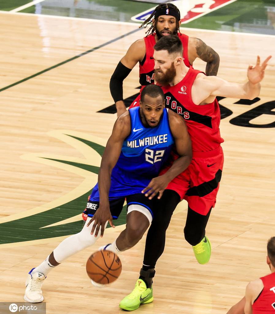 爱游戏中国官网-猛龙三连胜,雄鹿难以抵挡他们的攻击的简单介绍